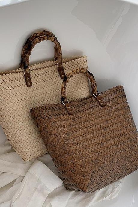 Hand made,New, vintage, large capacity woven bag, tote bag, bamboo hand-held beach bag