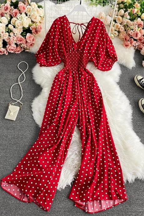 Sexy, V-neck, bat sleeve and polka dot print jumpsuit, stylish and wide-leg jumpsuit