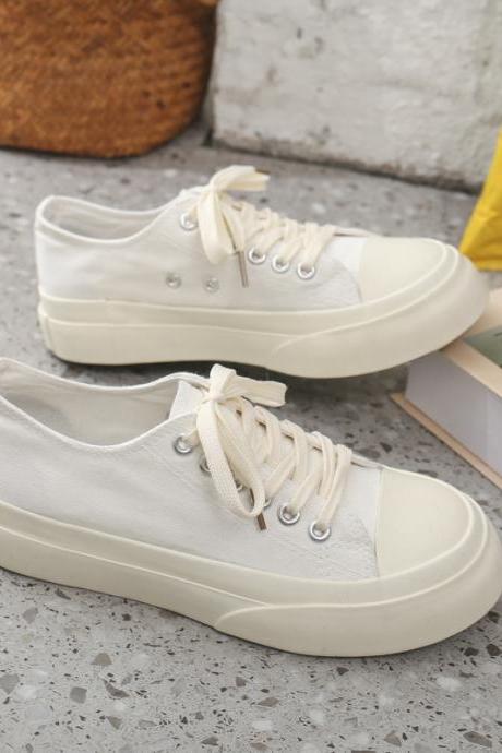 Thick-soled, all-match, canvas shoes , big head and low top, vintage little white shoes