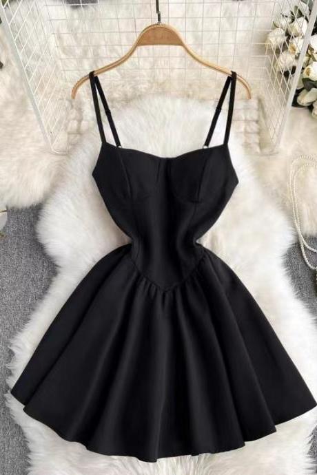 Sweet , sexy, halter dress, fluffy A-line little black dress
