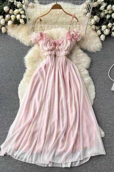 Fairy temperament dress, sweet V-neck pleated chiffon dress, gentle flowers, cute halter holiday dress