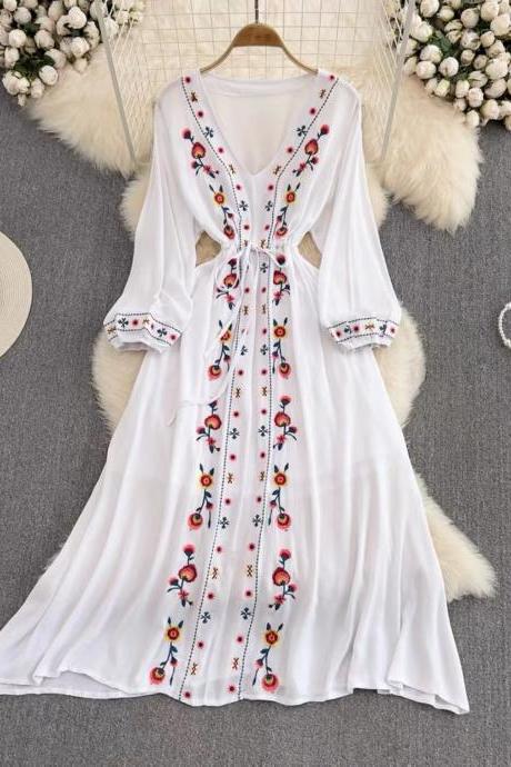 Bohemian Beach Dress, Ethnic Style, V-neck Embroidered Waist A-line Dress
