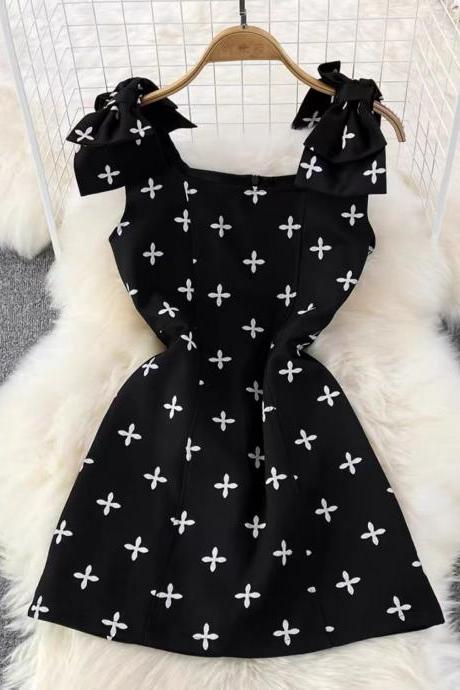 Cute printed dress, little black dress, summer fashion dress