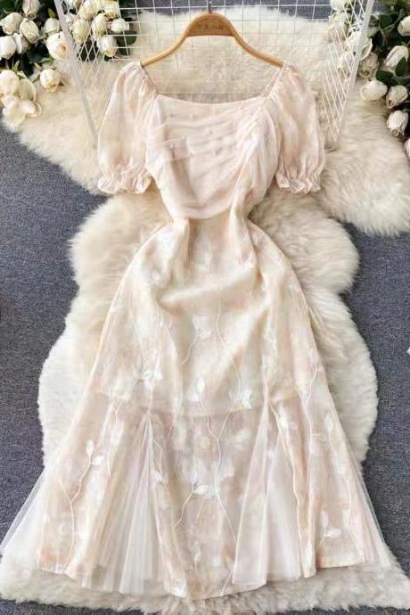 Tulle embroidery princess dress, waist, bubble sleeves gentle dress, fairy big swing A-line dress