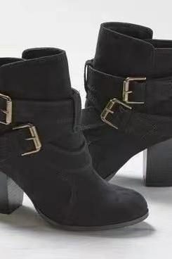 Autumn and winter, new, large size boots, frosted, buckle ankle boots, chunky heels, explosive boots