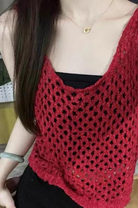 Red knitted vest, unique, loose, sweet and spicy wind, hollow out sleeveless top