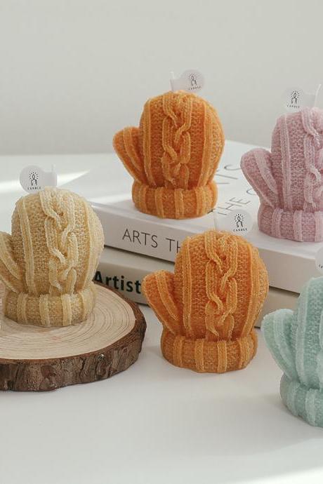 Modern Small Christmas Wool Gloves Shape Candles Scented Creative Aromatic Home Fragrance Decoration