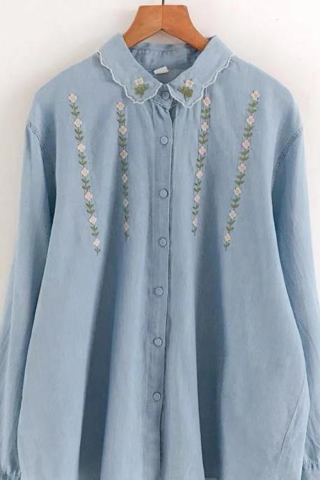 New top small shirt, washed denim blouse, fresh embroidered shirt