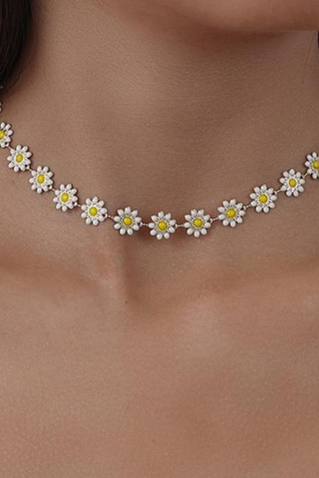 Flower Daisy Clavicle Chain Necklaces Women Girls Korean Style Sweet Short Statement Wedding Bridal Jewelry Neck Chain