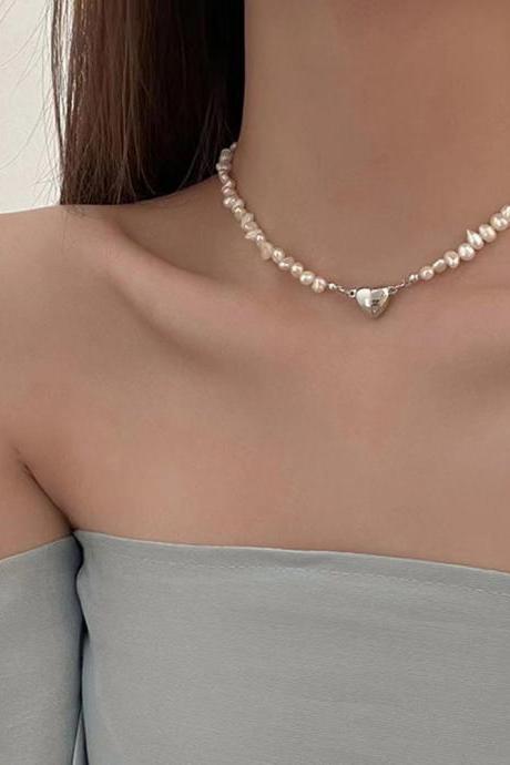  Pearl Chain Choker Necklace Magnetic Heart Pendant for Women