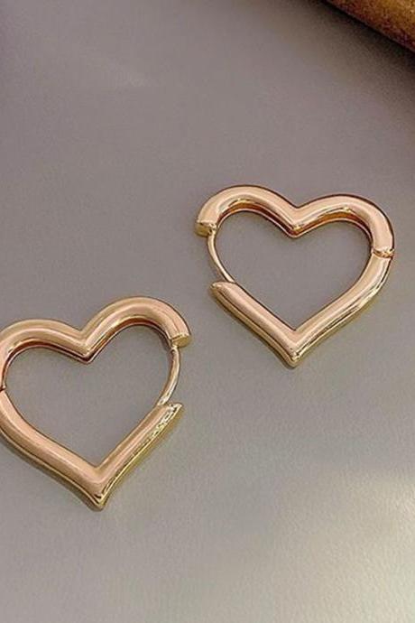 Cute Heart Stud Earrings For Teens Modern Women&amp;#039;s Piercing Ear