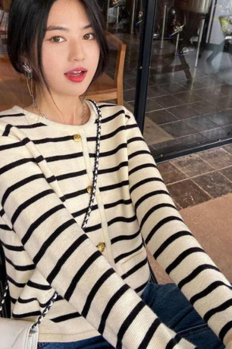 Fashion Stripe Casual Cardigan Knitwears Women Sping Autumn Sweater Korean Loose Elegant Sweatshirt Long Sleeve Tops Clothing