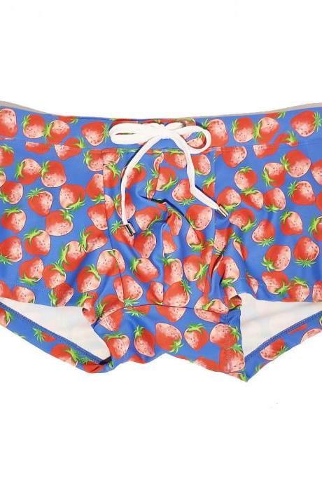 Men Strawberry Print Fashionable Swimsuit , Sexy Boxer Swimming Trunks, Men Close-fitting Beach Vacation Casual Swimming Shorts ,swimming