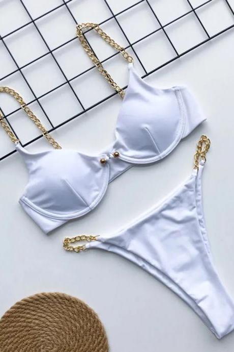 Elegant White Bikini Set With Gold Chain Accents