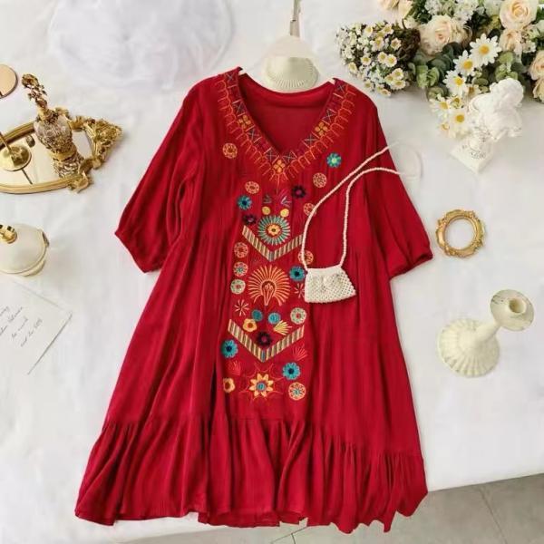Resort, ethnic style, embroidered dress, sexy, V-neck, loose, mid-sleeve peplum dress