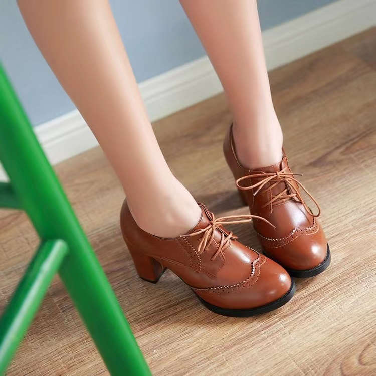 lace up oxford pumps